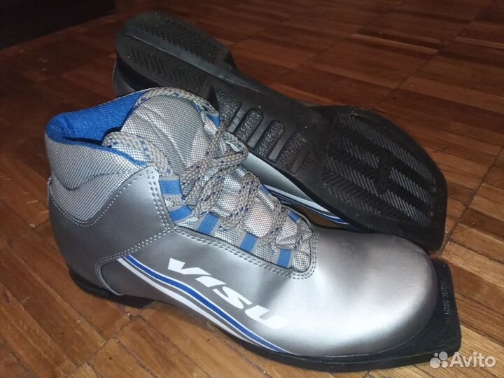 Лыжные ботинки в ассортименте