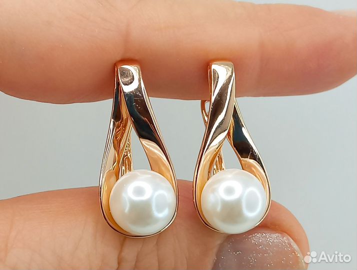 Современные серьги с жемчугом