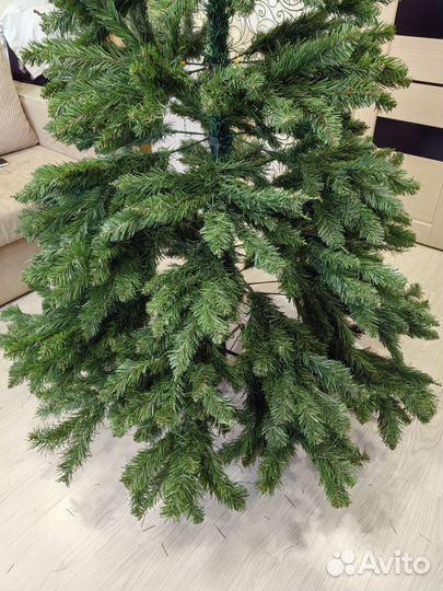 Ель искуственная 210