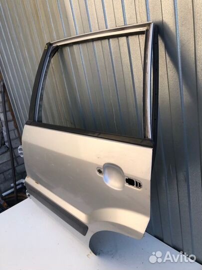 Дверь боковая задняя левая Ford Fusion хетчбек