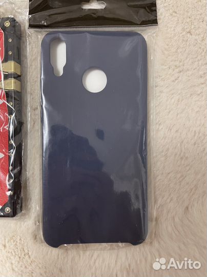 Чехлы на телефоны