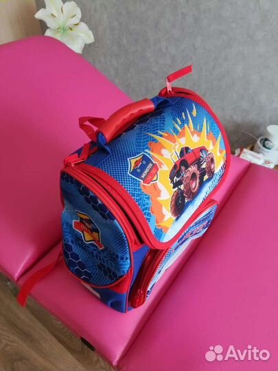 Рюкзак школьный для мальчика новый