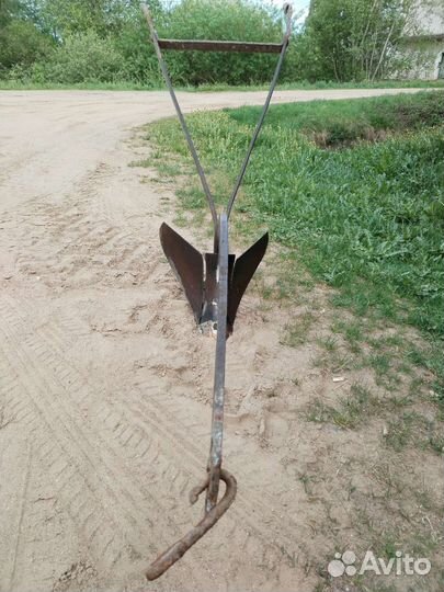 Конный окучник