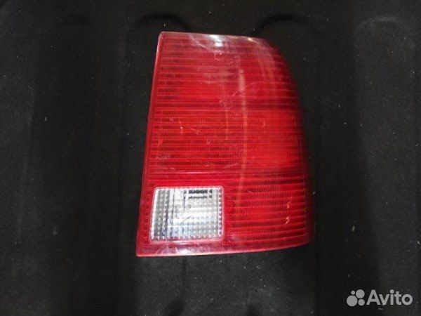 Фонарь задний правый Volkswagen Passat B5
