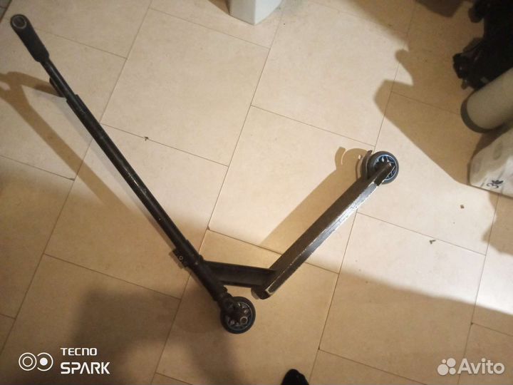 Трюковой самокат TechTeam