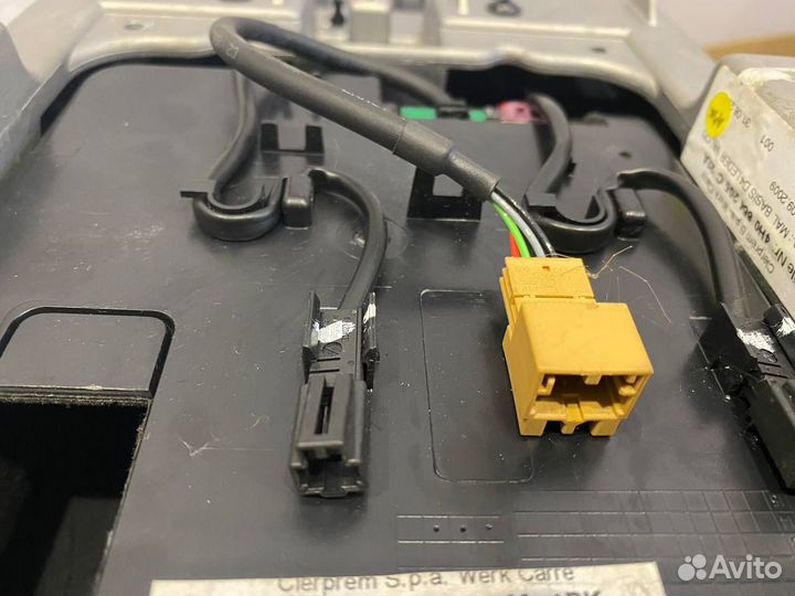 Подлокотник консоль центральная Audi A8 D4