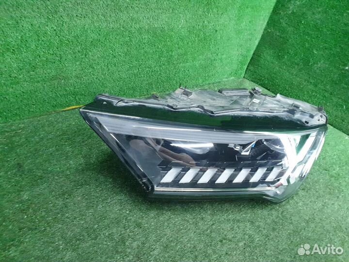 Фара левая Audi Q7/SQ7
