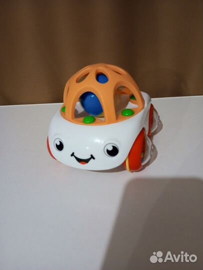 Машинка погремушка 