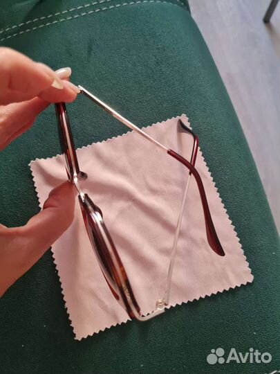 Солнцезащитные очки женские