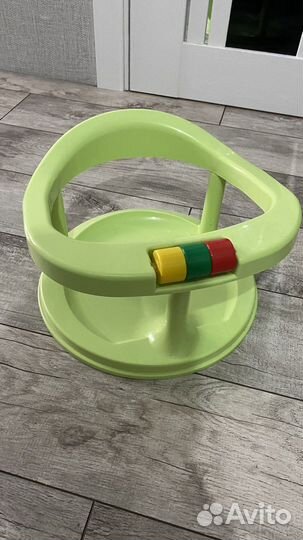 Сиденье в ванную