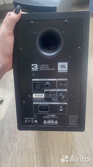 Студийные мониторы JBL LSR305