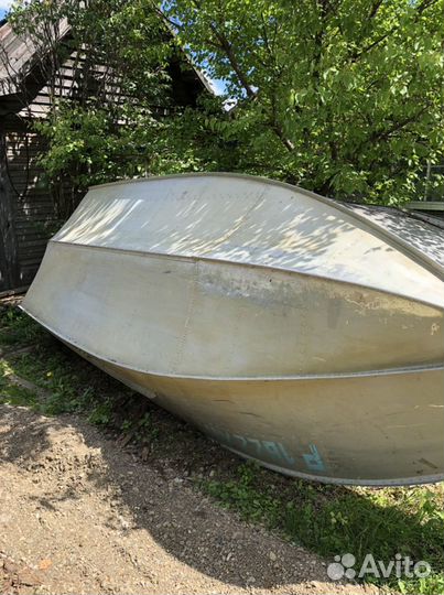 Моторная лодка Прогресс 2М