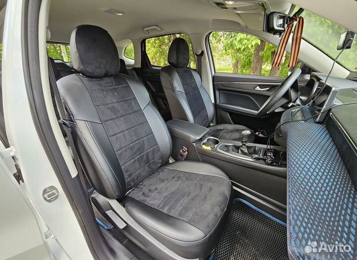 Авточехлы из экокожи Тойота Хай Люкс