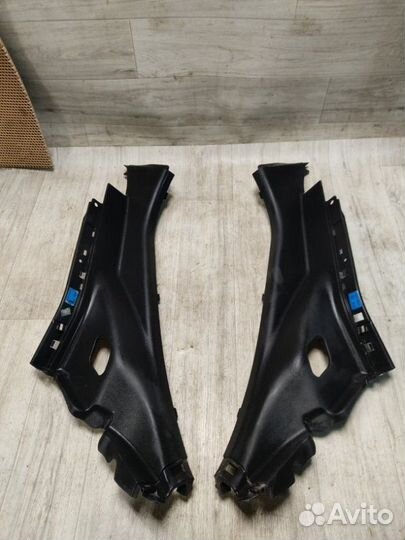 Накладка стойки задняя Hyundai Solaris седан G4FC