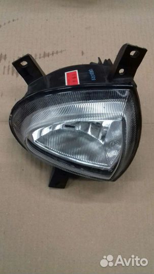 Фара противотуманная передняя левая Lifan
