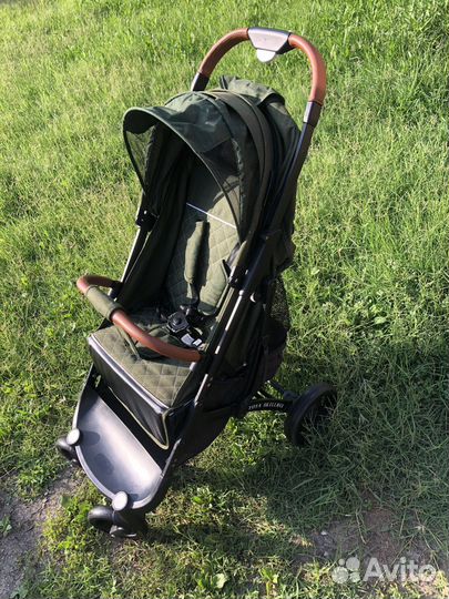 Прогулочная коляска yoya