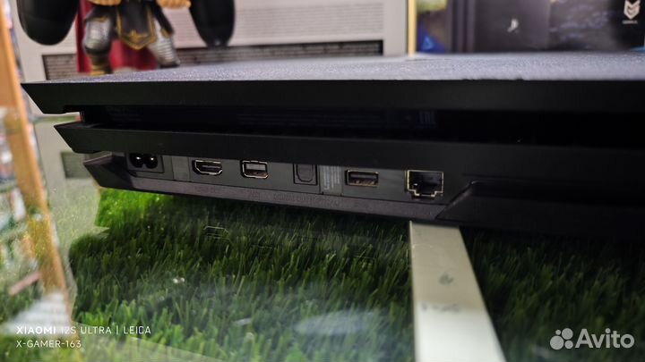 Sony PS4 PRO 1TB(Рев-7208) 2 Геймпада/3 Диска