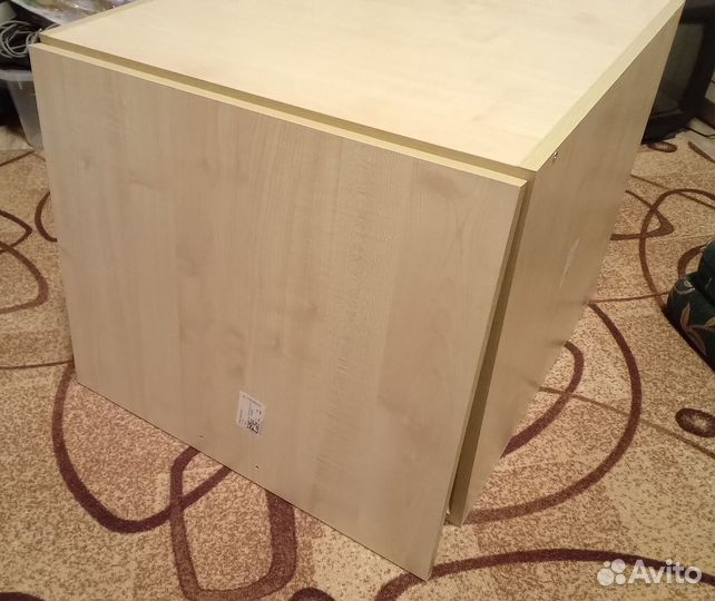 Кухонный навесной шкаф