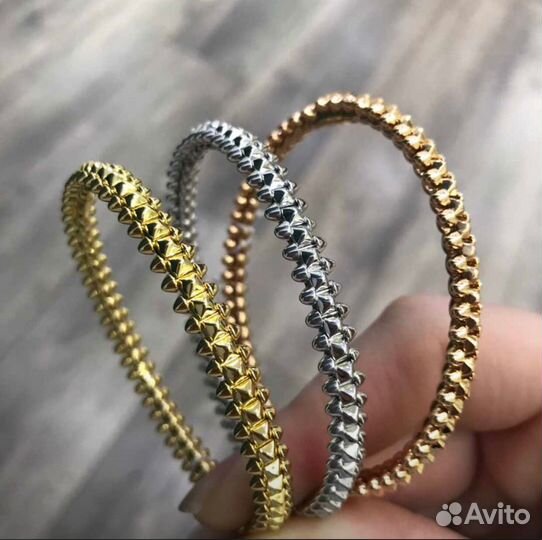 Золотой браслет Clash de Cartier