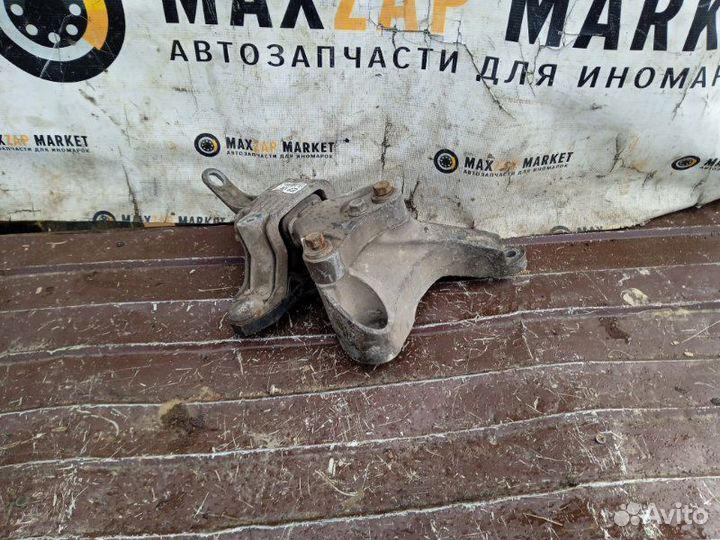 Опора двигателя Chevrolet Cruze перед. лев