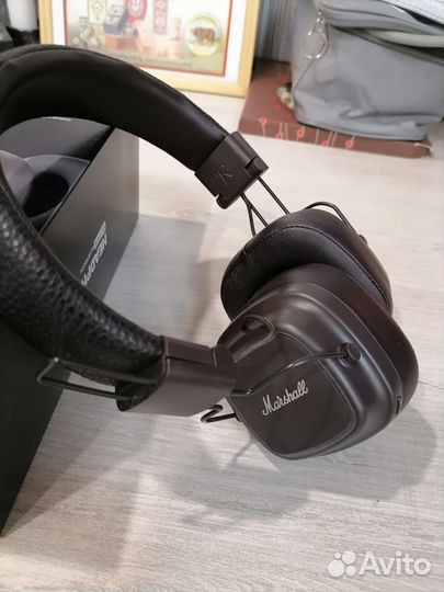 Беспроводные блютуз наушники Marshall Major IV