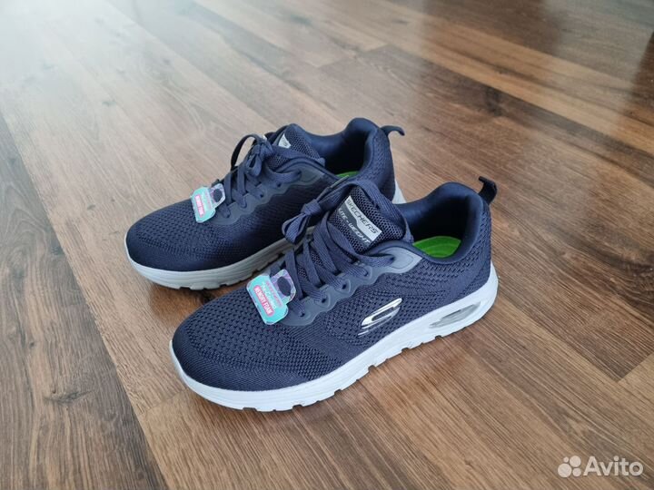 Кроссовки мужские новые