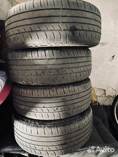 Roadmarch Prime UHP 08 225/55 R17 101R