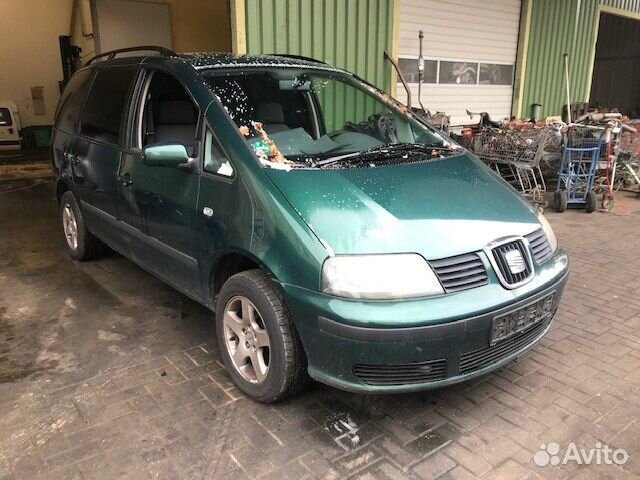 Разбор на запчасти Seat Alhambra 2000-2010