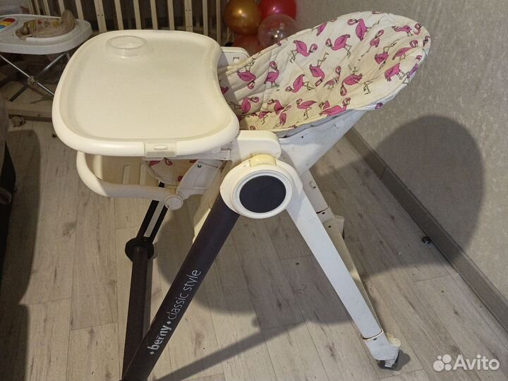 Стульчик для кормления peg perego