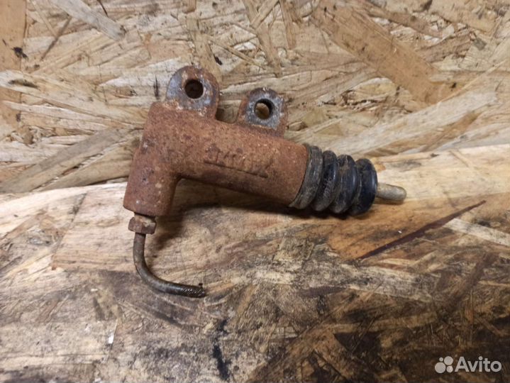 Цилиндр сцепления рабочий Chery Tiggo T11 4G64