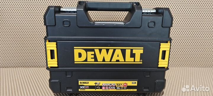 Ударная дрель-шуруповерт Dewalt DCD999NT-XJ