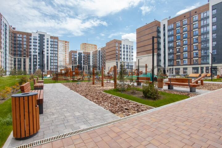 2-к. квартира, 65 м², 2/12 эт.