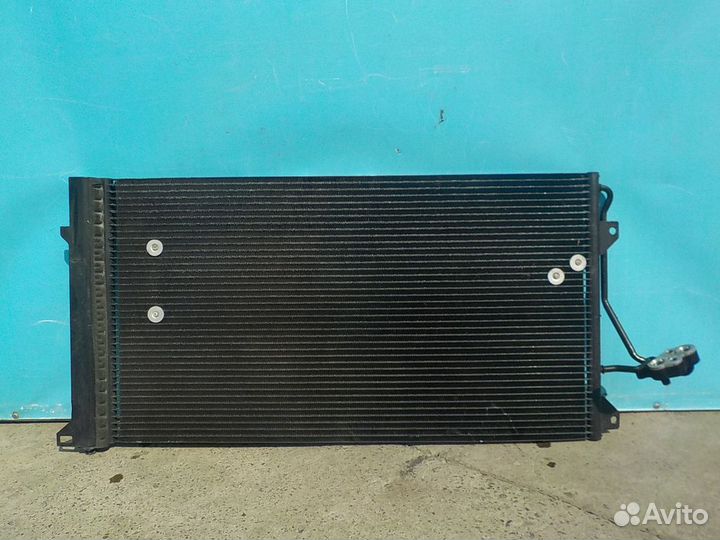 Радиатор кондиционера volkswagen Touareg 2002-2010
