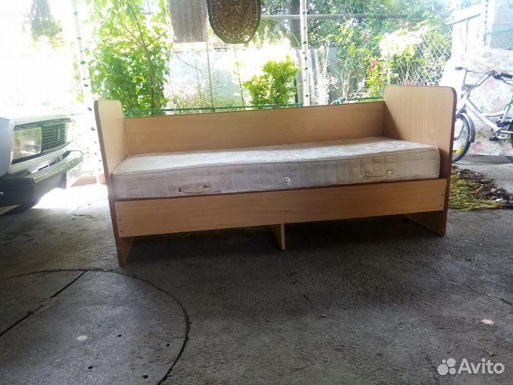 Кровать детская