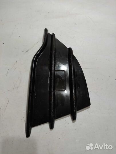 Решетка бампера правая Ford Kuga 2 Escpe