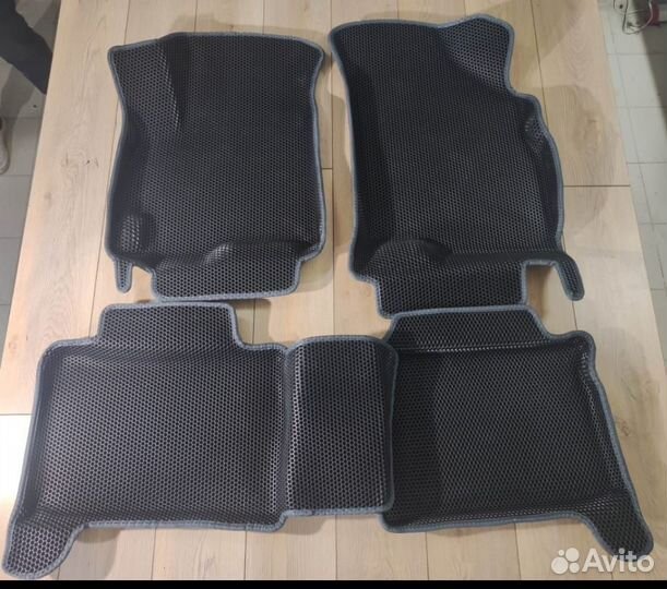 Автоковры водительские EVA Nissan Bassara JU30 Ева