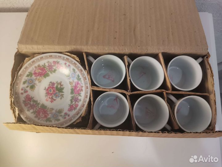 Фарфоровые чашки с блюдцами времен СССР