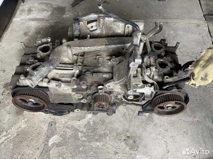 Двигатель ej20