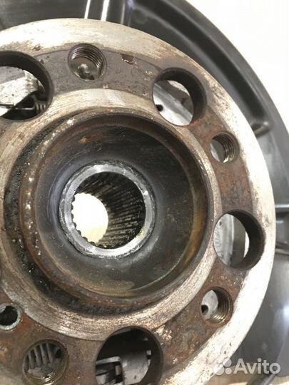 Кулак задний правый Mercedes Benz E300 W211