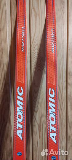 Беговые лыжи atomic