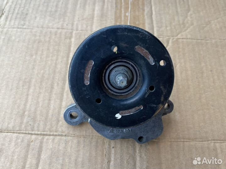 Натяжитель ремня генератора Mercedes w140 m119