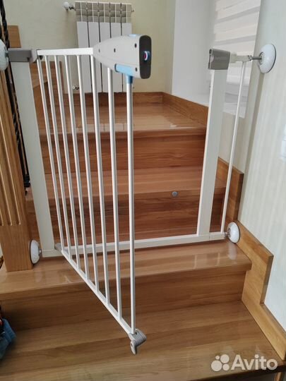 Ворота безопасности для проемов и лестниц