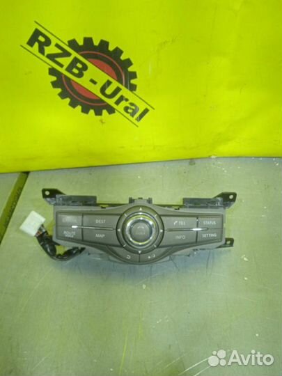 Блок кнопок Nissan Patrol Y62 Y62 5.6 2011