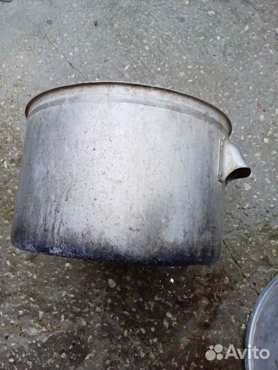 Алюминивая кастрюля на 20 литров