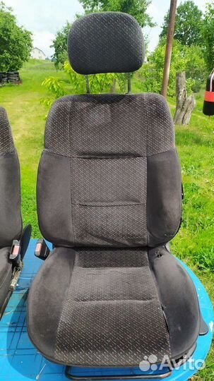 Передние сиденья Опель вектра б