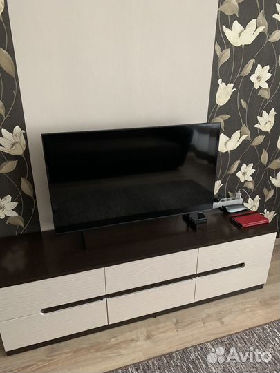 Продается гостинная