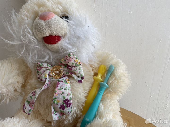 Зубная щетка детская