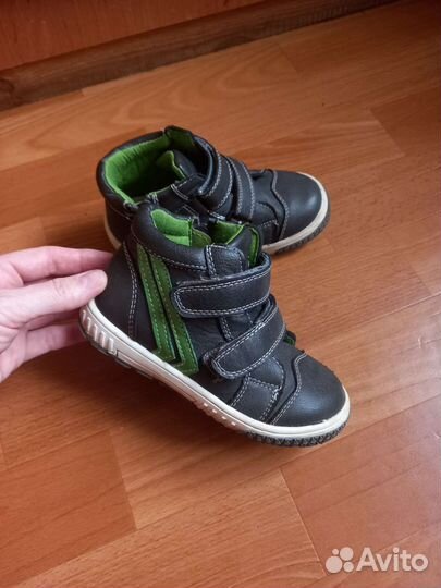 Ботинки детские 26р