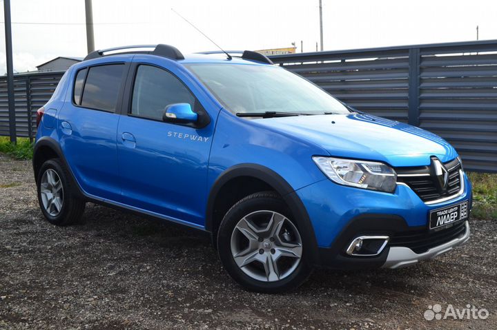 Renault Sandero Stepway 1.6 AT, 2020, 23 680 км