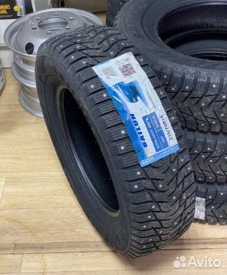 Sailun Ice Blazer WST3 205/70 R15